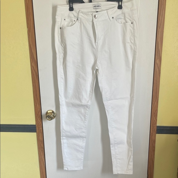 Rebel Wilson x Angels Denim - Aurell Women's White Jeans